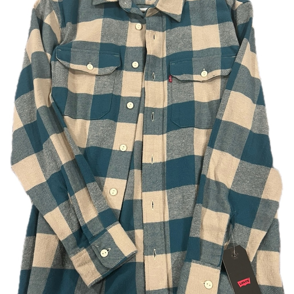 Plaid Levi’s Flannel. New with tags
